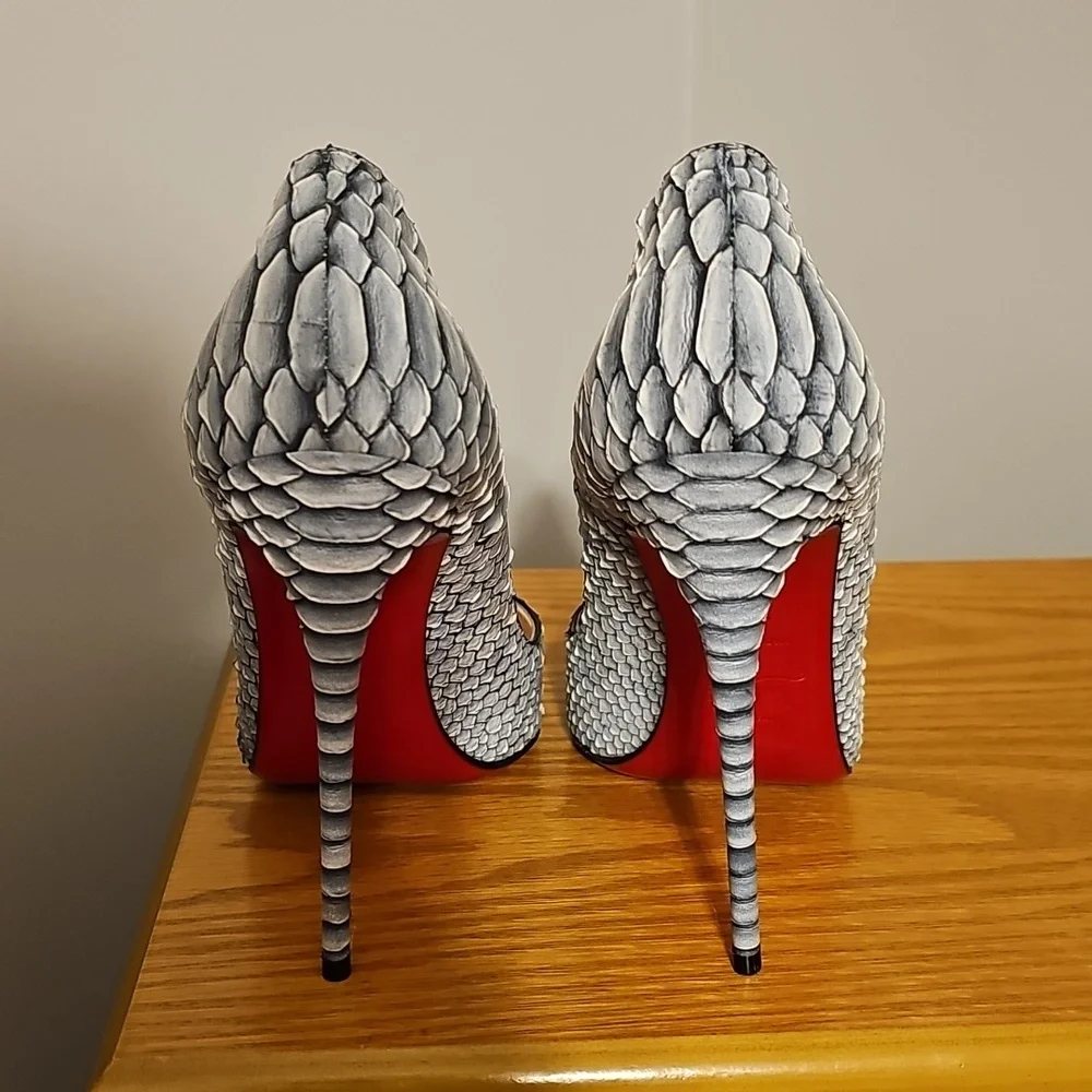 Christian Louboutin Python Froze So Kate Heels Brand New - Picture 7 of 11